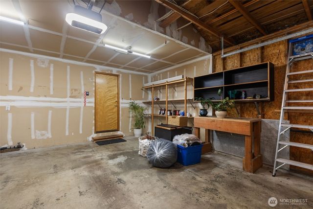 14212 SE 188th Way, Renton, WA 98058