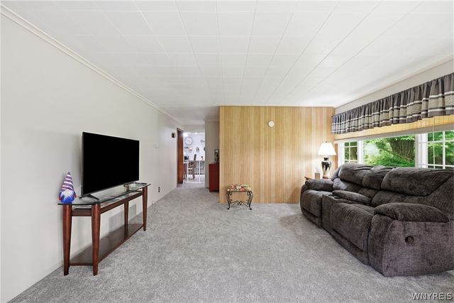 335 French Road, West Seneca, NY 14224