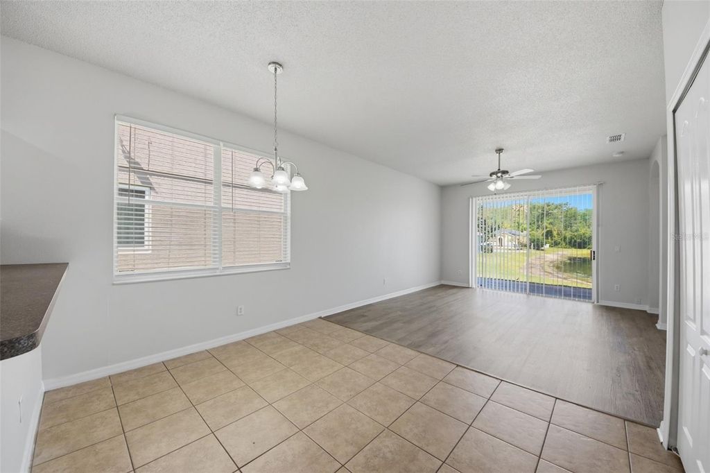 Image 6 of property listing at 949 WHISPERING CYPRESS LANE, Orlando, FL 32824