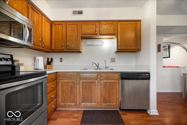 6635 N College Avenue N, Indianapolis, IN 46220