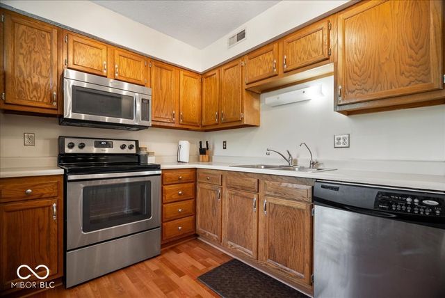 6635 N College Avenue N, Indianapolis, IN 46220
