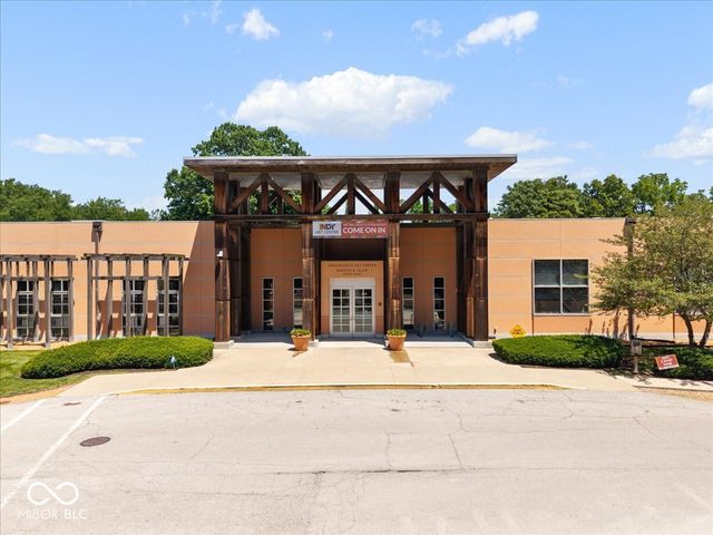 6635 N College Avenue N, Indianapolis, IN 46220
