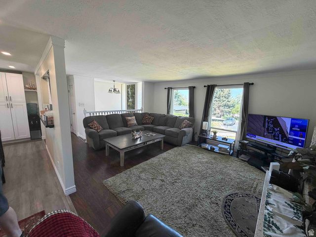 373 W 2725 S, Bountiful, UT 84010