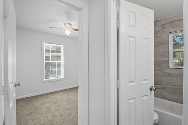 5415 Queensland Street, Houston, TX 77028