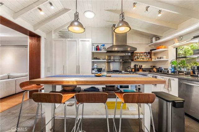 2361 Pelham, Los Angeles, CA 90064