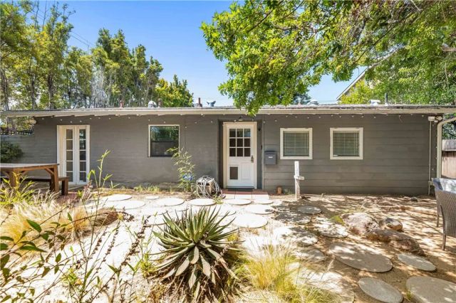 2361 Pelham, Los Angeles, CA 90064