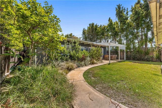2361 Pelham, Los Angeles, CA 90064