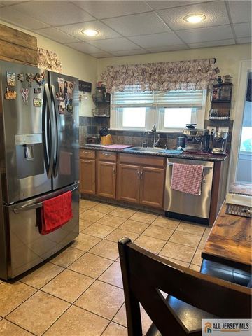 66 E Camplain Road, Manville, NJ 08835