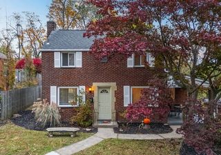 711 Gaywood Dr, Blackridge, PA 15235