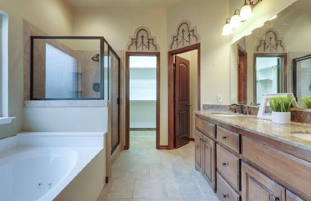 2016 Lantana Circle, Shawnee, OK 74804