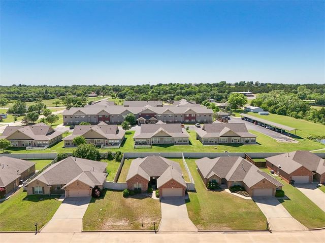2016 Lantana Circle, Shawnee, OK 74804