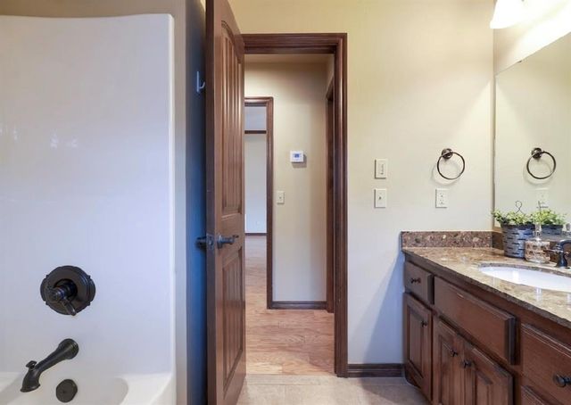 2016 Lantana Circle, Shawnee, OK 74804