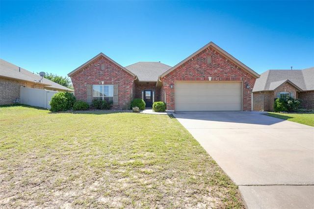 2016 Lantana Circle, Shawnee, OK 74804