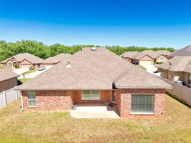 2016 Lantana Circle, Shawnee, OK 74804