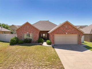 2016 Lantana Circle, Shawnee, OK 74804