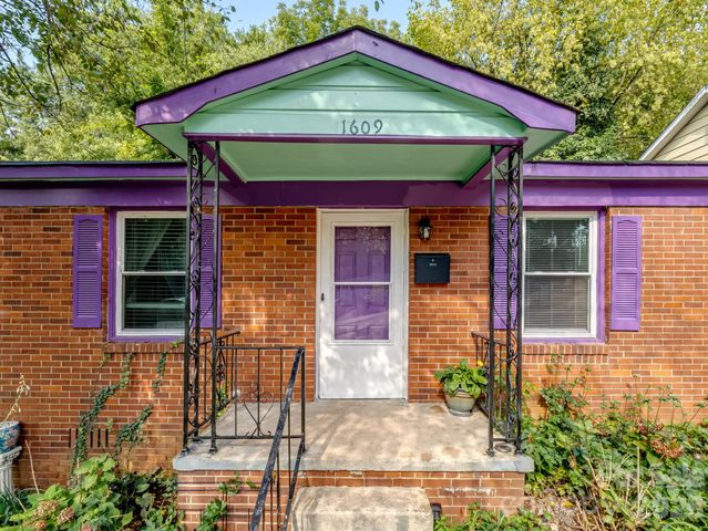 1609 Taylor Avenue, Charlotte, NC 28216