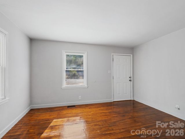 1609 Taylor Avenue, Charlotte, NC 28216