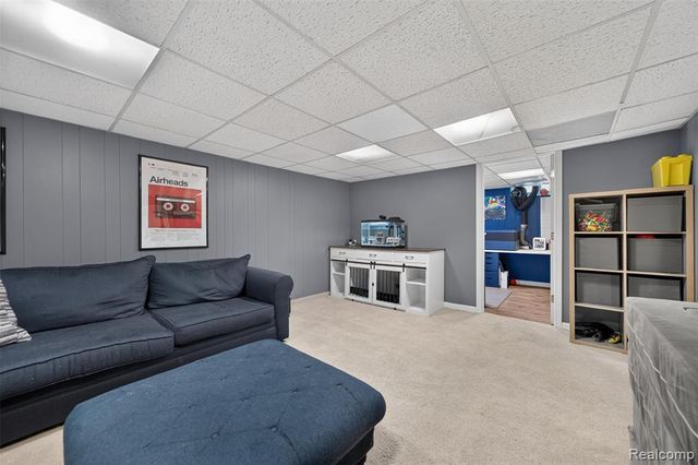 32137 Hees Street, Livonia, MI 48150