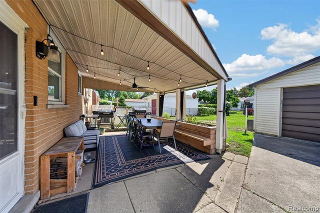 32137 Hees Street, Livonia, MI 48150
