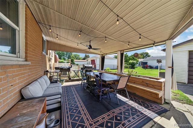 32137 Hees Street, Livonia, MI 48150