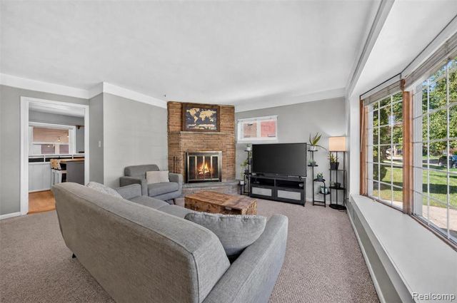 32137 Hees Street, Livonia, MI 48150