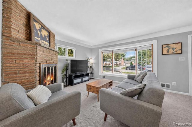 32137 Hees Street, Livonia, MI 48150