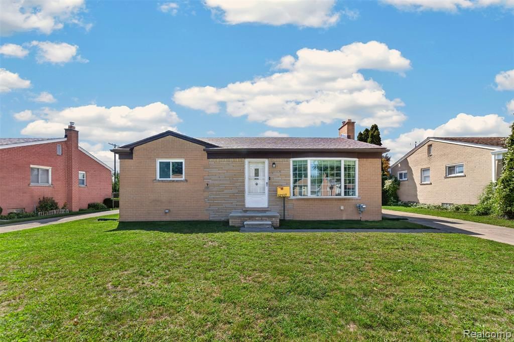 32137 Hees Street, Livonia, MI 48150