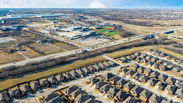 2405 Red Draw Road, Fort Worth, TX 76177