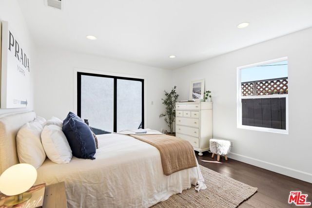 3640 Maplewood Avenue, Los Angeles, CA 90066