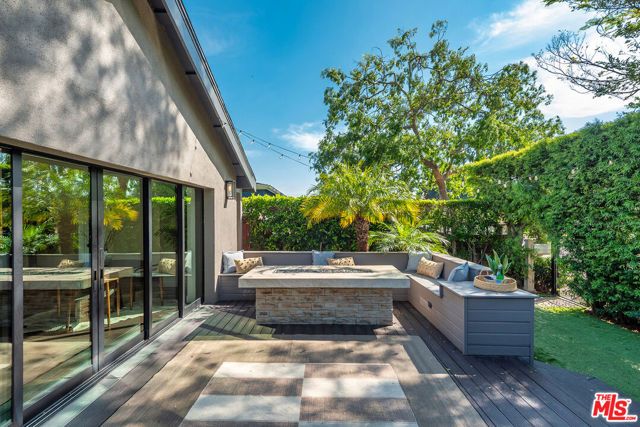 3640 Maplewood Avenue, Los Angeles, CA 90066