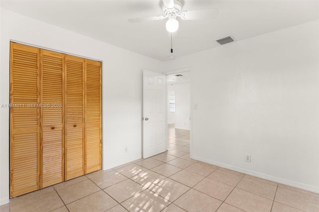 4120 SW 19th St, West Park, FL 33023