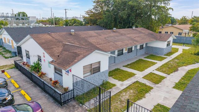 4120 SW 19th St, West Park, FL 33023
