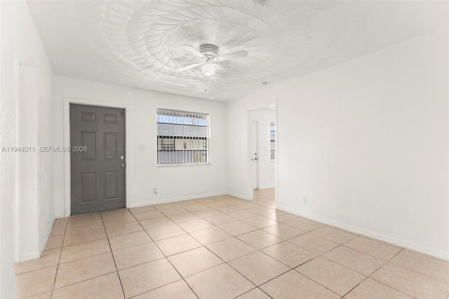 4120 SW 19th St, West Park, FL 33023