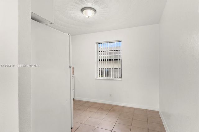 4120 SW 19th St, West Park, FL 33023