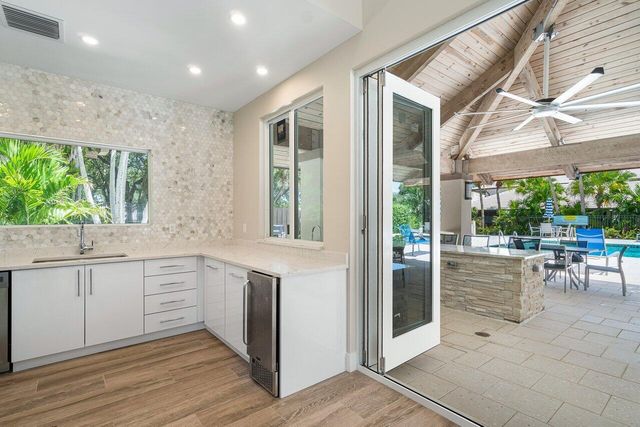 5344 Boca Marina Circle N, Boca Raton, FL 33487