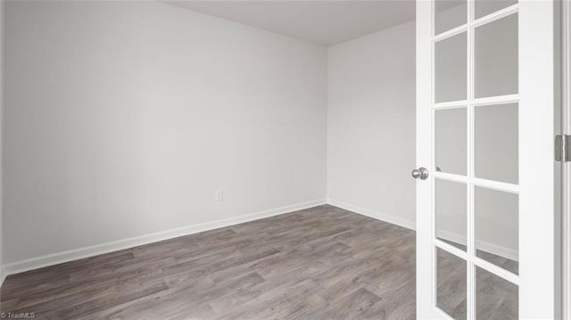 165 Preston Oaks Drive, King, NC 27021