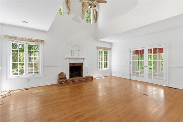 9228 Rocky Cove Drive, Chattanooga, TN 37421