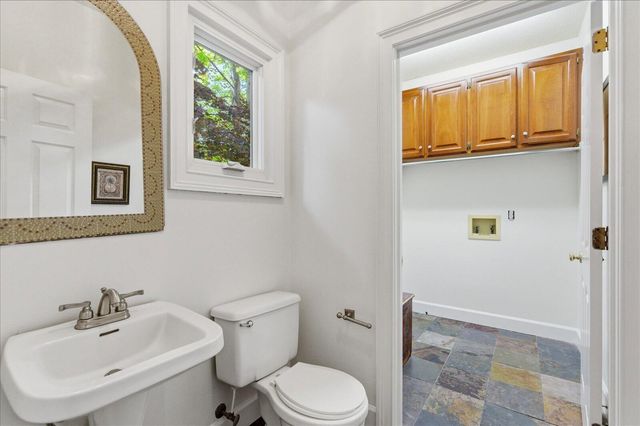 9228 Rocky Cove Drive, Chattanooga, TN 37421