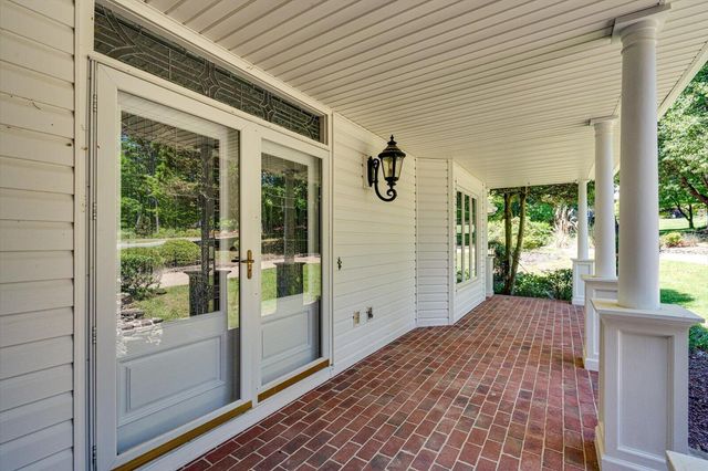 9228 Rocky Cove Drive, Chattanooga, TN 37421