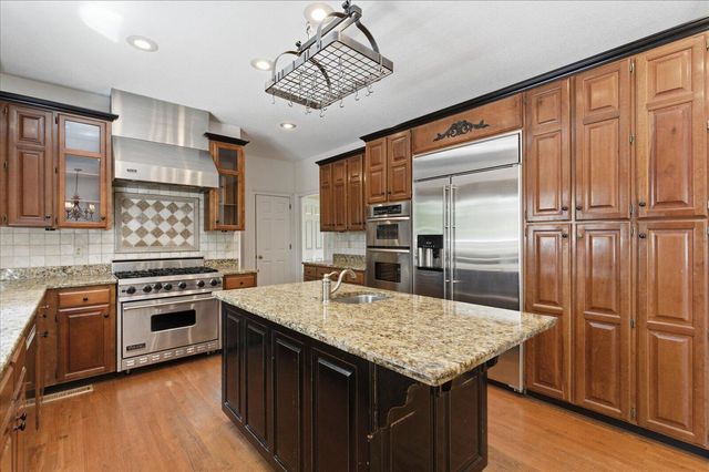 9228 Rocky Cove Drive, Chattanooga, TN 37421