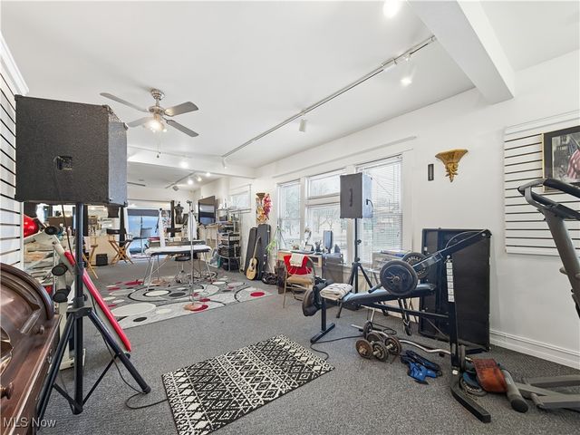 1214 E Market Street, Warren, OH 44483