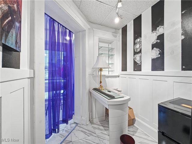 1214 E Market Street, Warren, OH 44483