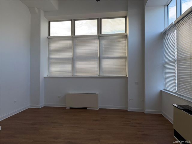 1 Landmark Square 115, Port Chester, NY 10573