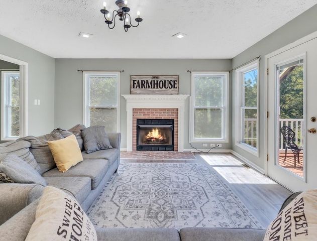 1100 High Meadows DR, Wirtz, VA 24184