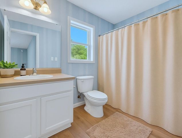 1100 High Meadows DR, Wirtz, VA 24184