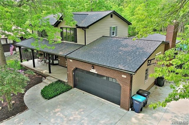 598 Baseline Road, Grand Island, NY 14072