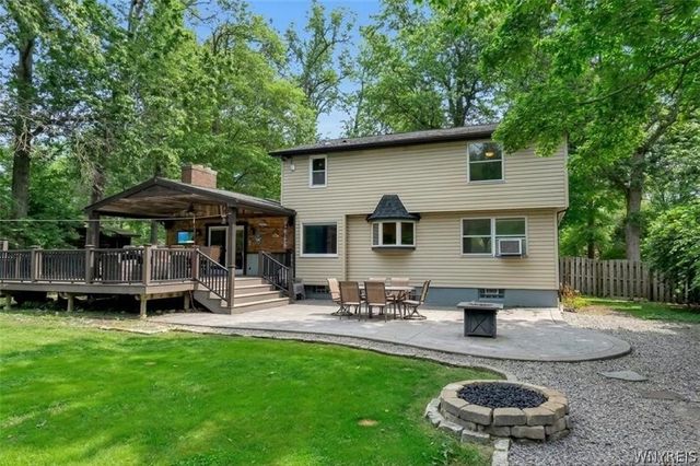 598 Baseline Road, Grand Island, NY 14072