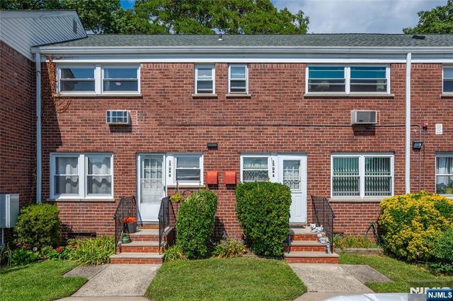 15-06 B N Plaza Road 15-06 B, Fair Lawn, NJ 07410