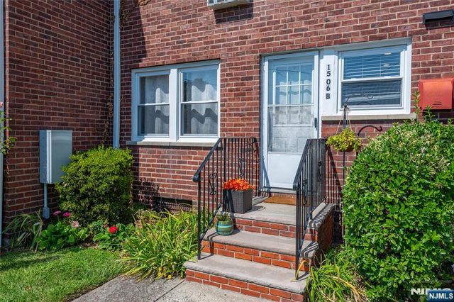 15-06 B N Plaza Road 15-06 B, Fair Lawn, NJ 07410
