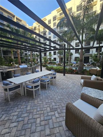 1650 NE 124th St 246, North Miami, FL 33181